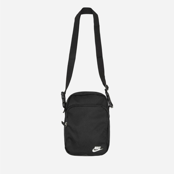 Nike Handbags - Nike Heritage Crossbody Bag